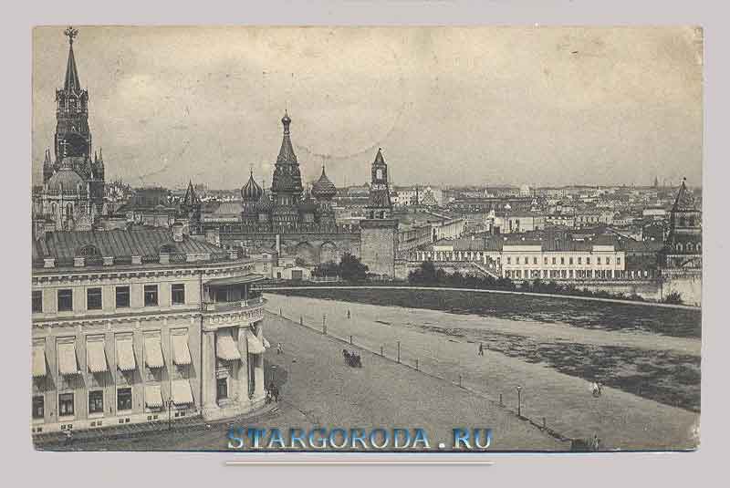 The Palace square Moscow. The Palace square